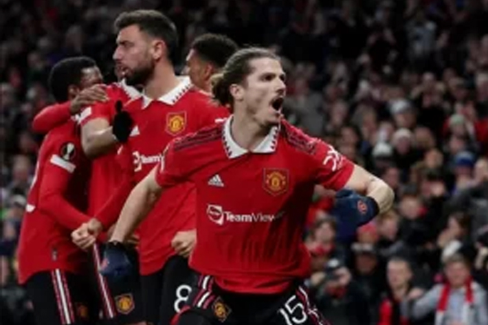 Chấm điểm cầu thủ MU trước Sevilla: Martial và Sabitzer tốt nhất